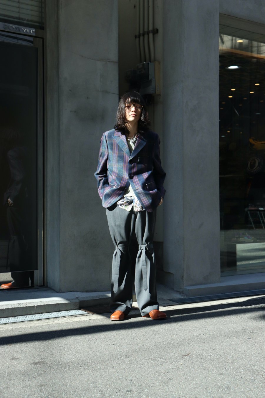 MASU（エムエーエスユー）のPEAKED LAPEL TAILORED JACKET DARK NAVYの