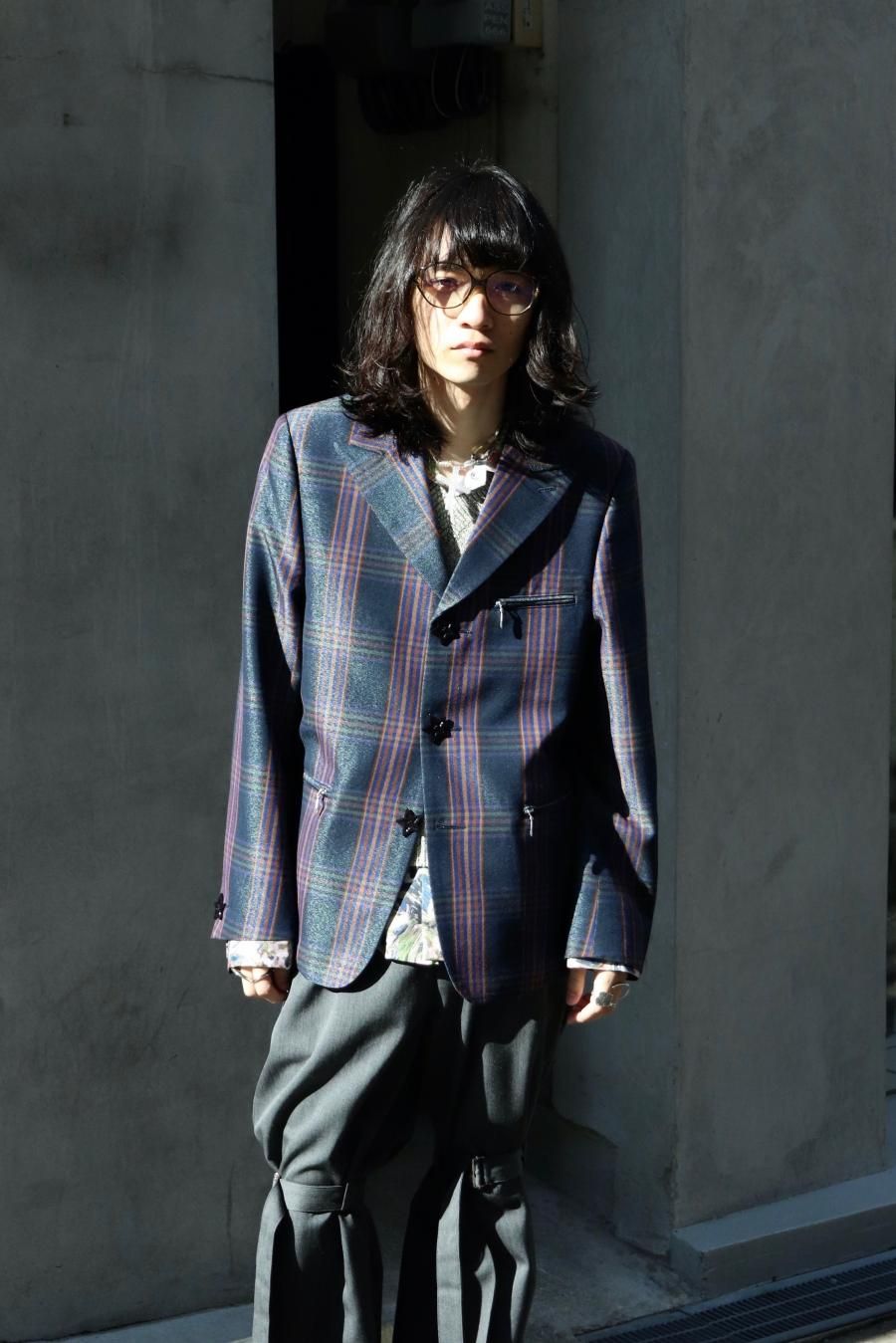 MASU（エムエーエスユー）のPEAKED LAPEL TAILORED JACKET DARK NAVYの