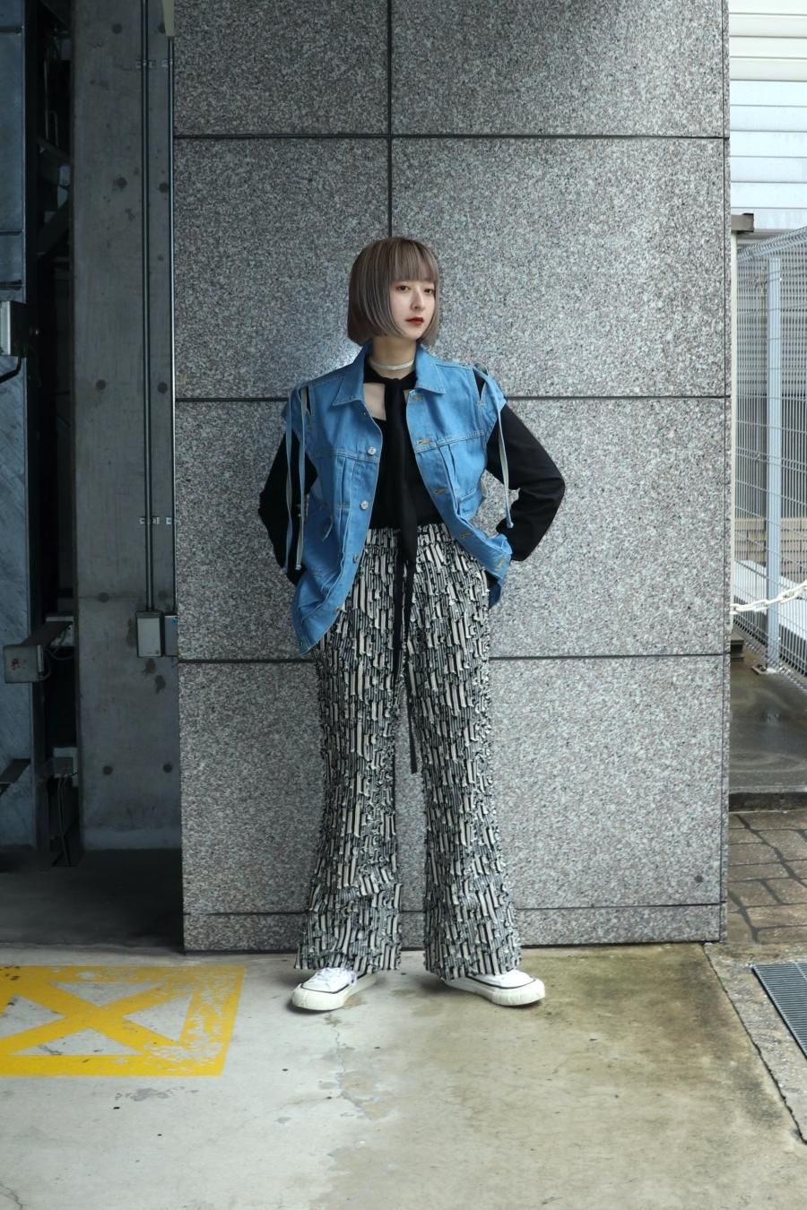 MASU（エムエーエスユー）のSTAR JACQUARD FLARE PANTSの通販サイト ...