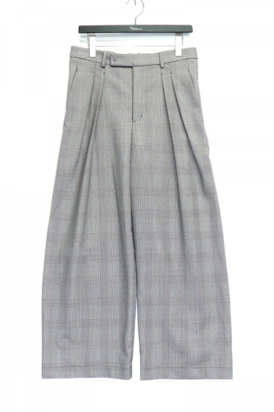 【30%OFF】KONYA  Tucked Wide Pants(CHECK)<img class='new_mark_img2' src='https://img.shop-pro.jp/img/new/icons20.gif' style='border:none;display:inline;margin:0px;padding:0px;width:auto;' />