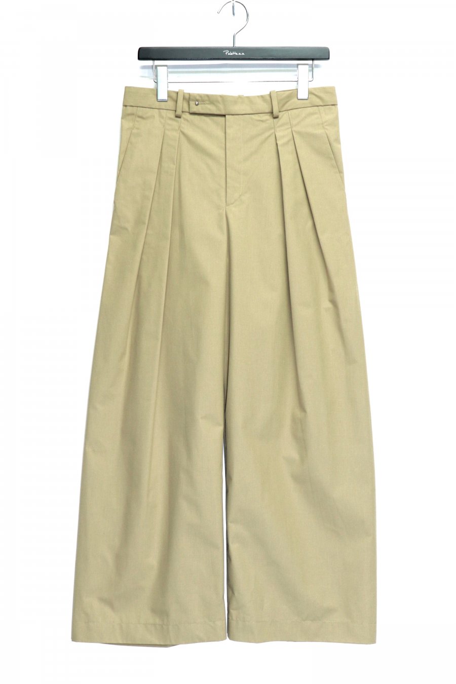 【30%OFF】KONYA  Tucked Wide Pants(BEIGE)<img class='new_mark_img2' src='https://img.shop-pro.jp/img/new/icons20.gif' style='border:none;display:inline;margin:0px;padding:0px;width:auto;' />