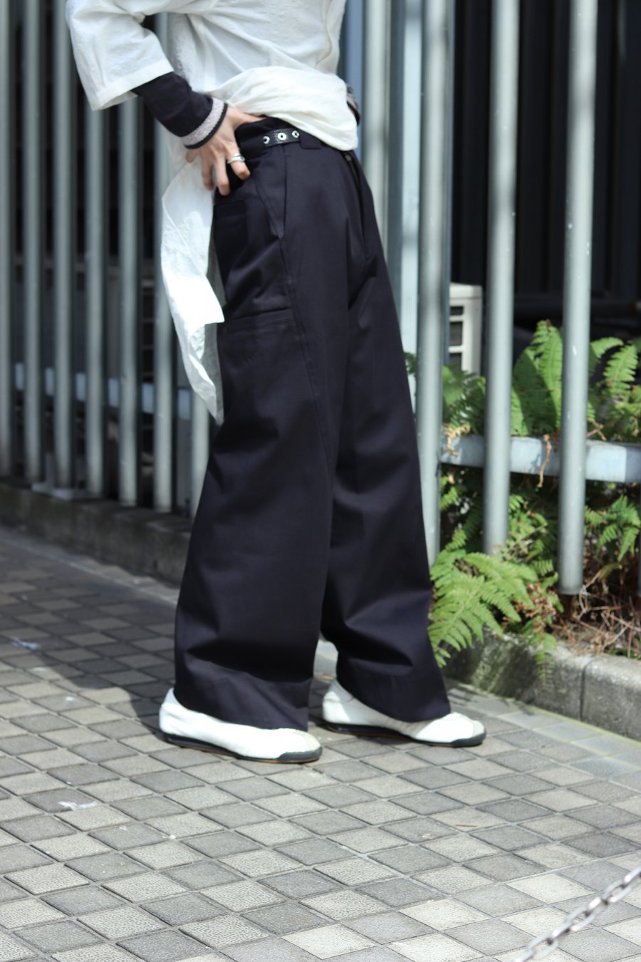 YUKI HASHIMOTO（ユウキ ハシモト）のTWISTED WORK PANTS BLACKの通販 ...