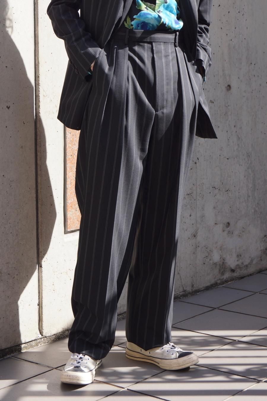 LITTLEBIG（リトルビッグ）の22ss Tucked Tapered Trousers Black