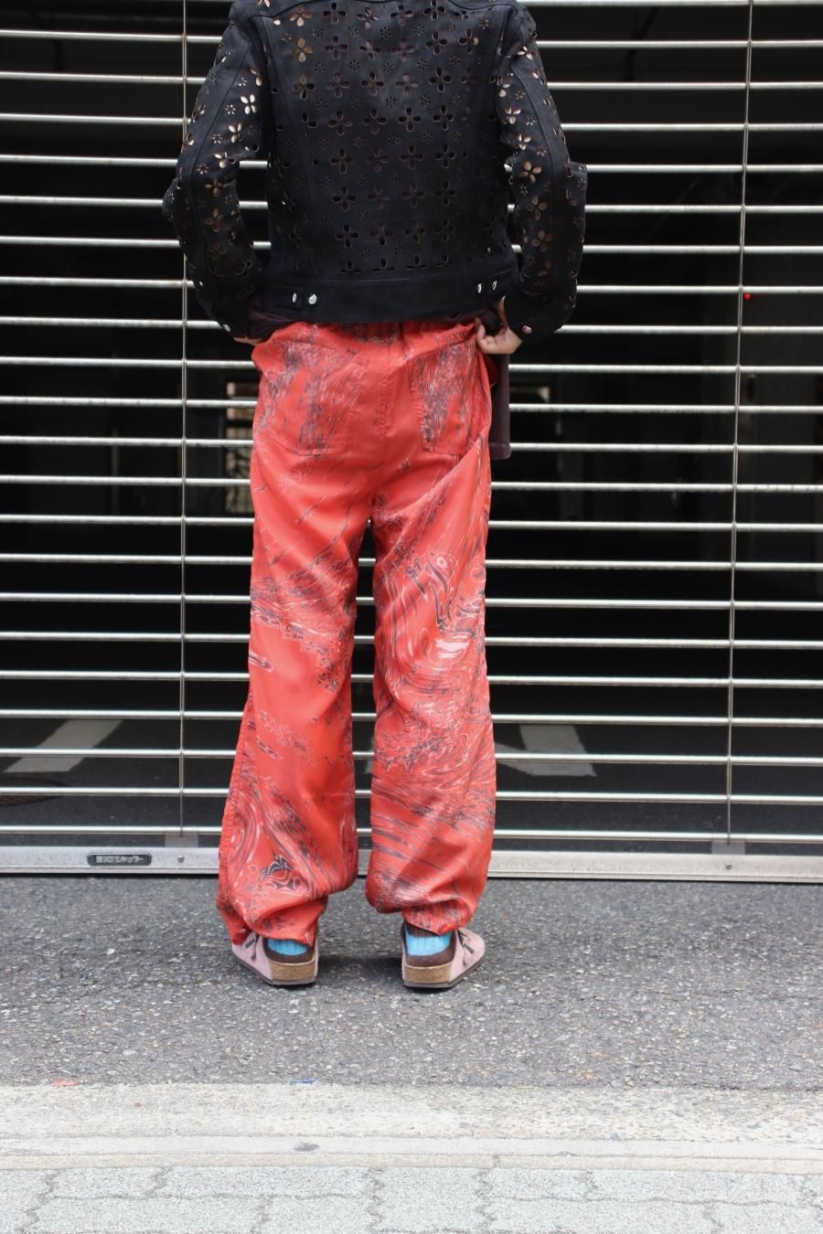 MASU（エムエーエスユー）のMARBLE BANDANA EASY PANTS REDの通販 