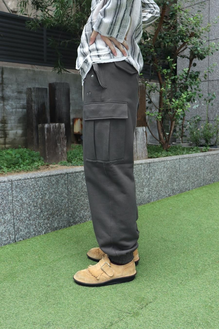 SUGARHILL（シュガーヒル）のRAW EDGE CARGO SWEAT PANTS CHARCOAL ...