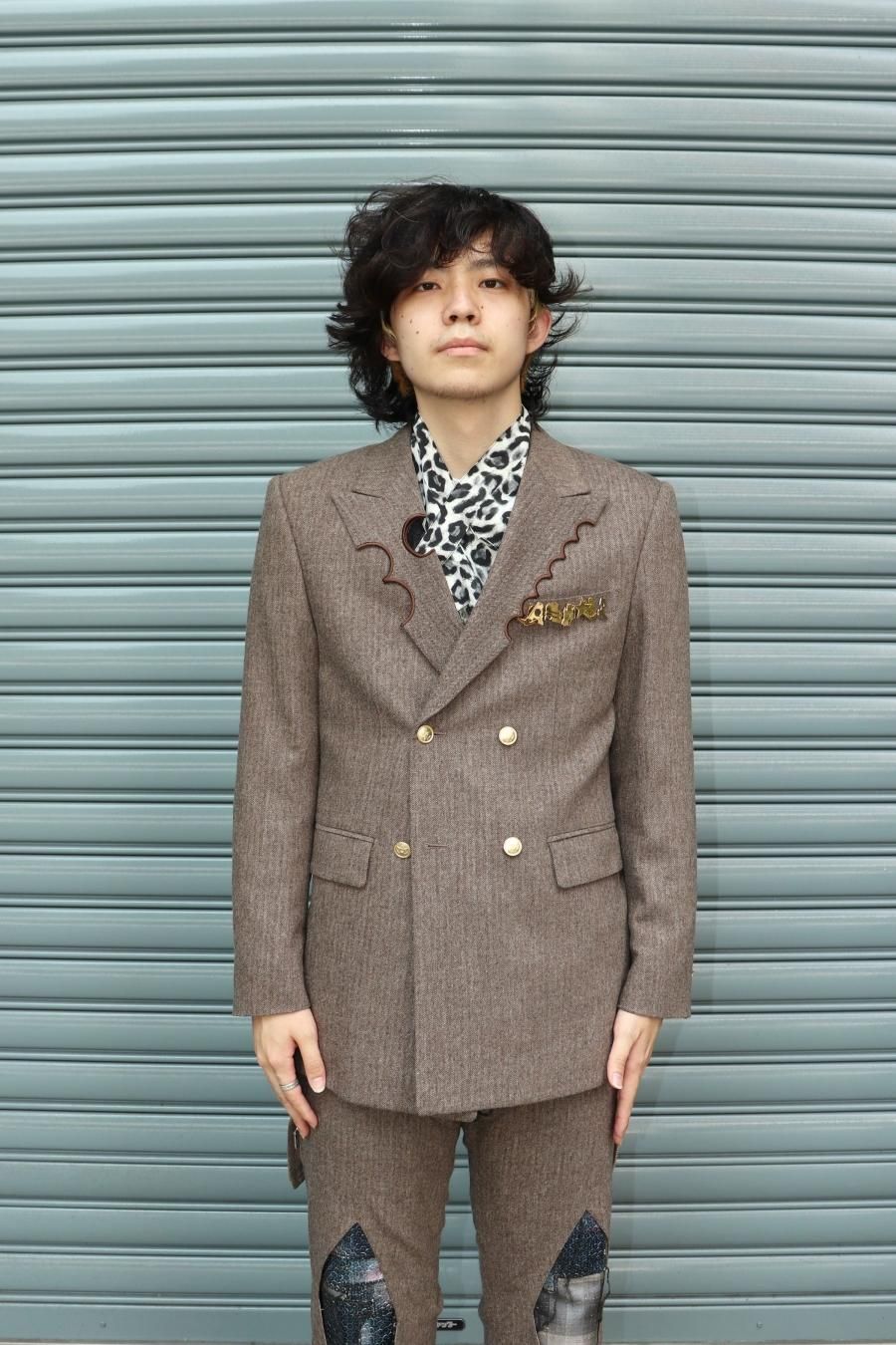 MASU（エムエーエスユー）のNIBBLED BLAZER MOCHAの通販サイト-大阪 