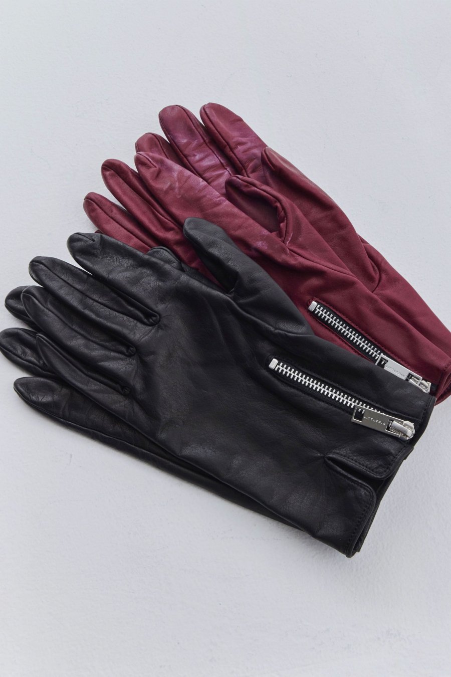 LITTLEBIG  22AW Leather Glove(Black or Bordeaux)<img class='new_mark_img2' src='https://img.shop-pro.jp/img/new/icons15.gif' style='border:none;display:inline;margin:0px;padding:0px;width:auto;' />