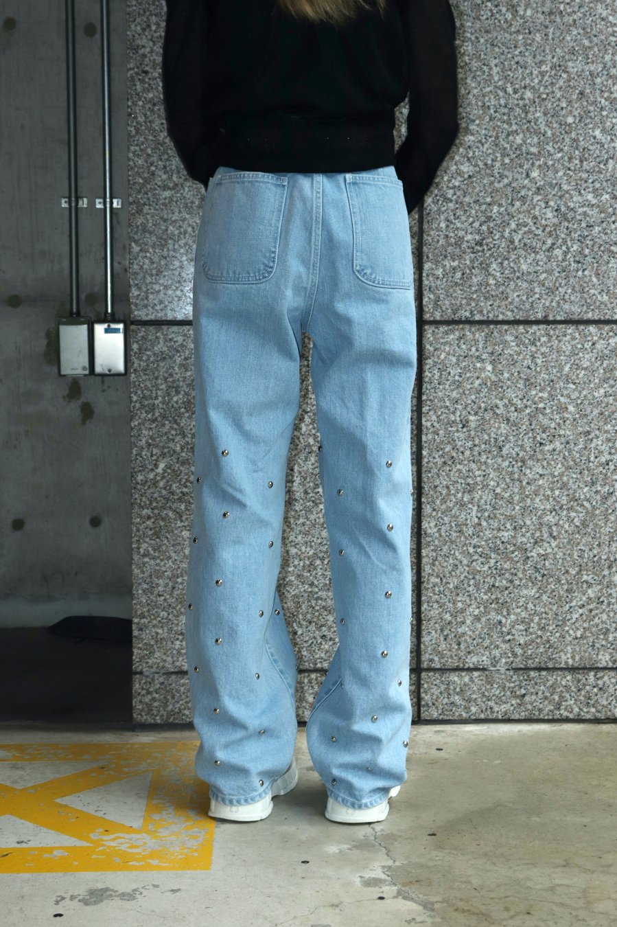 BELPER（ベルパー）のEMBELLISHED DENIM PANTS（パンツ）の通販サイト 