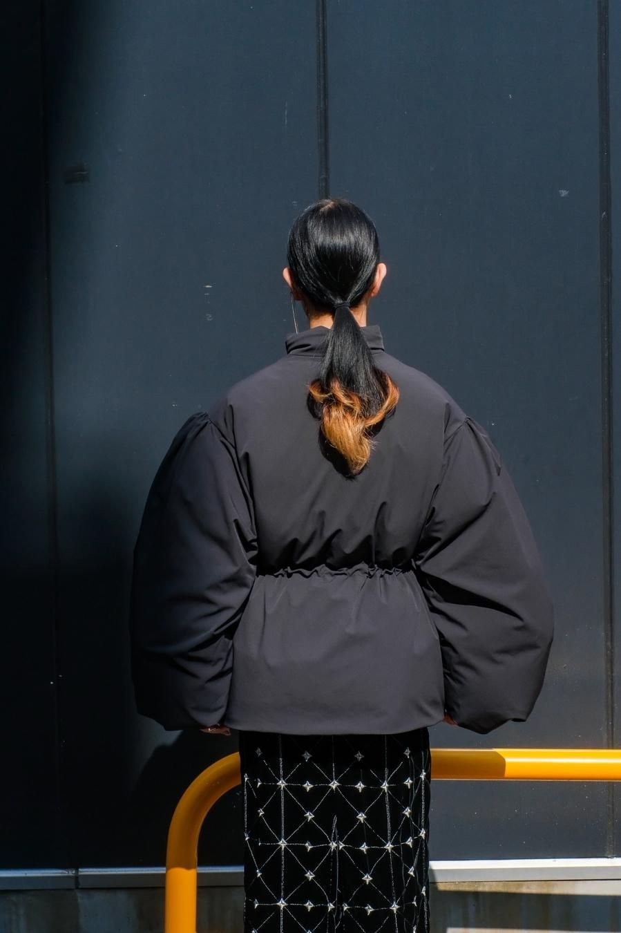 BELPER（ベルパー）のPUFF SLEEVES DOWN JACKET BLACK（ダウン