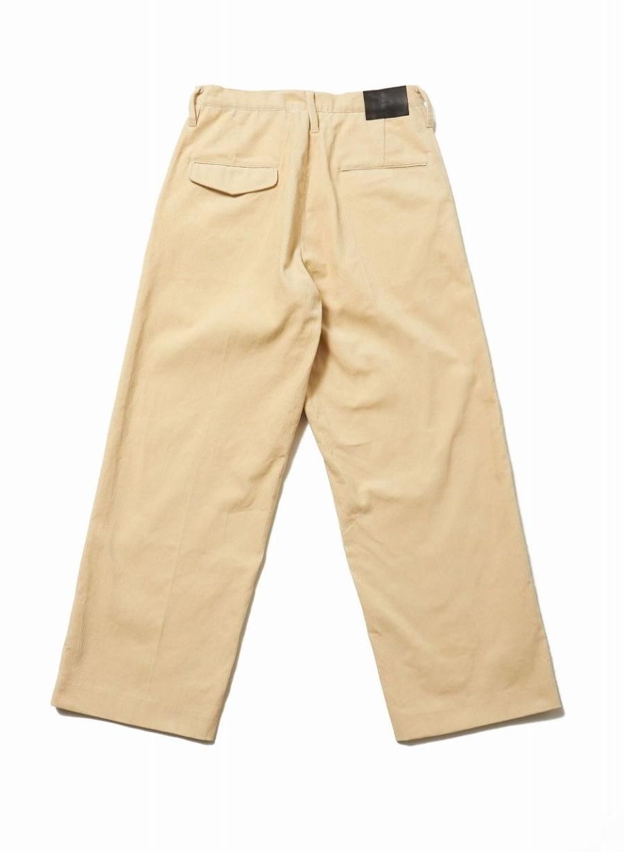 SUGARHILL（シュガーヒル）のCORDUROY WIDE TROUSERS IVORY