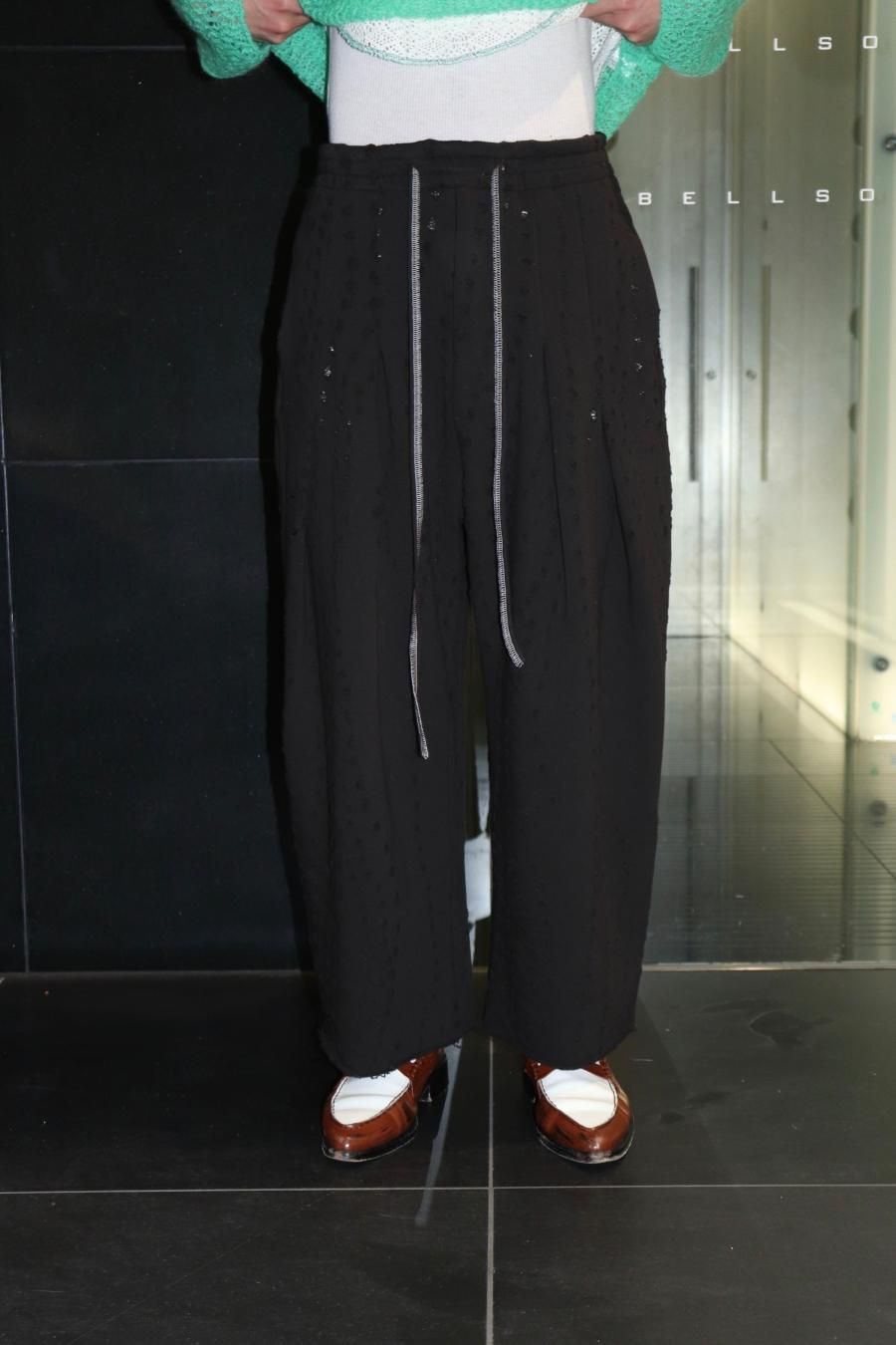 SHINYAKOZUKA(シンヤコズカ)のHOME BAGGY MOSS BLACKの通販