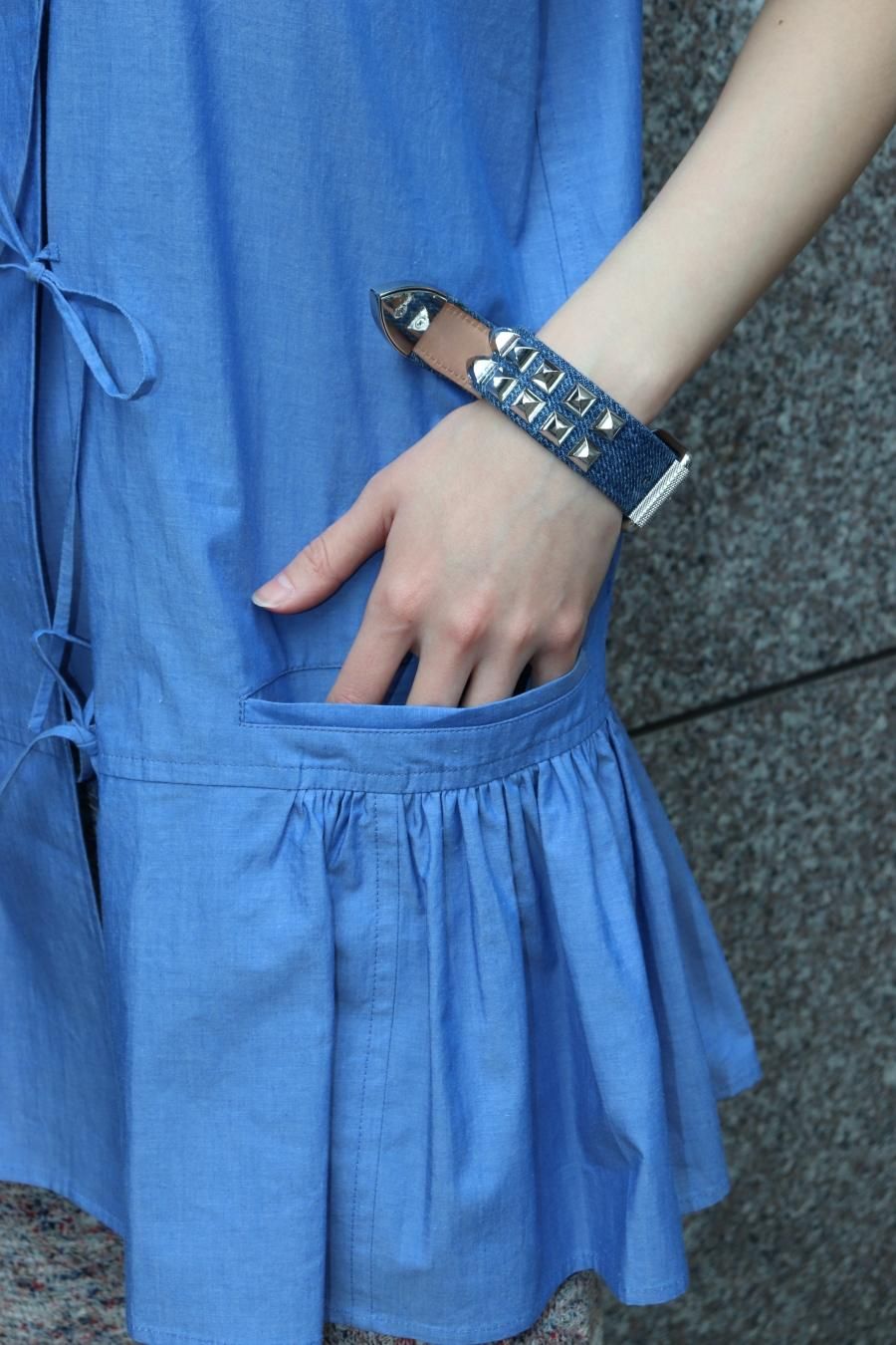 MASU（エムエーエスユー）のDENIM STUDS BRACELET INDIGOの通販サイト