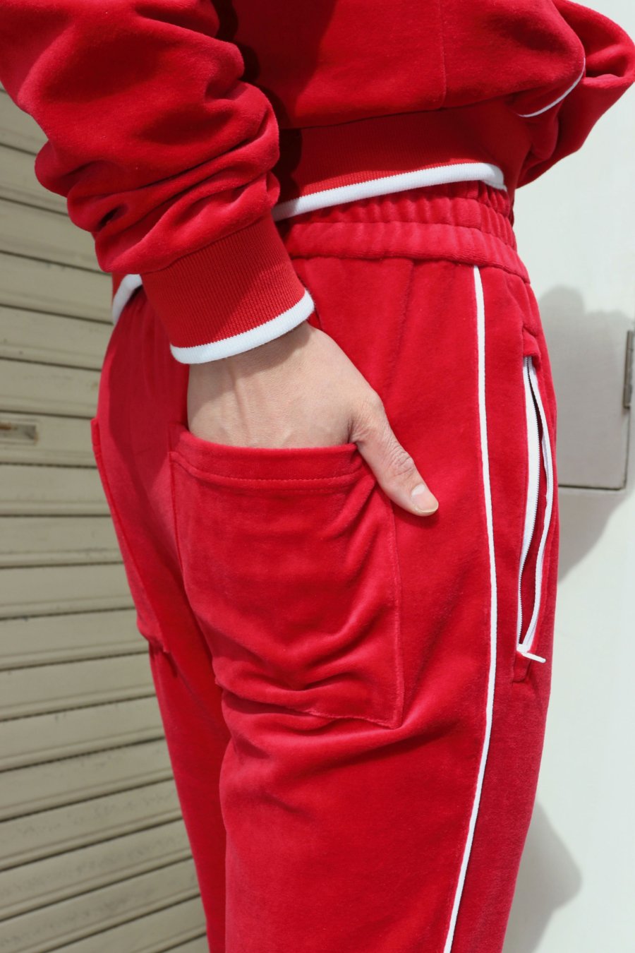 LITTLEBIG（リトルビッグ）のVelour Track Pants-1 Red or Green（トラックパンツ）の通販サイト-大阪 堀江  PALETTE art alive（パレットアートアライヴ）-