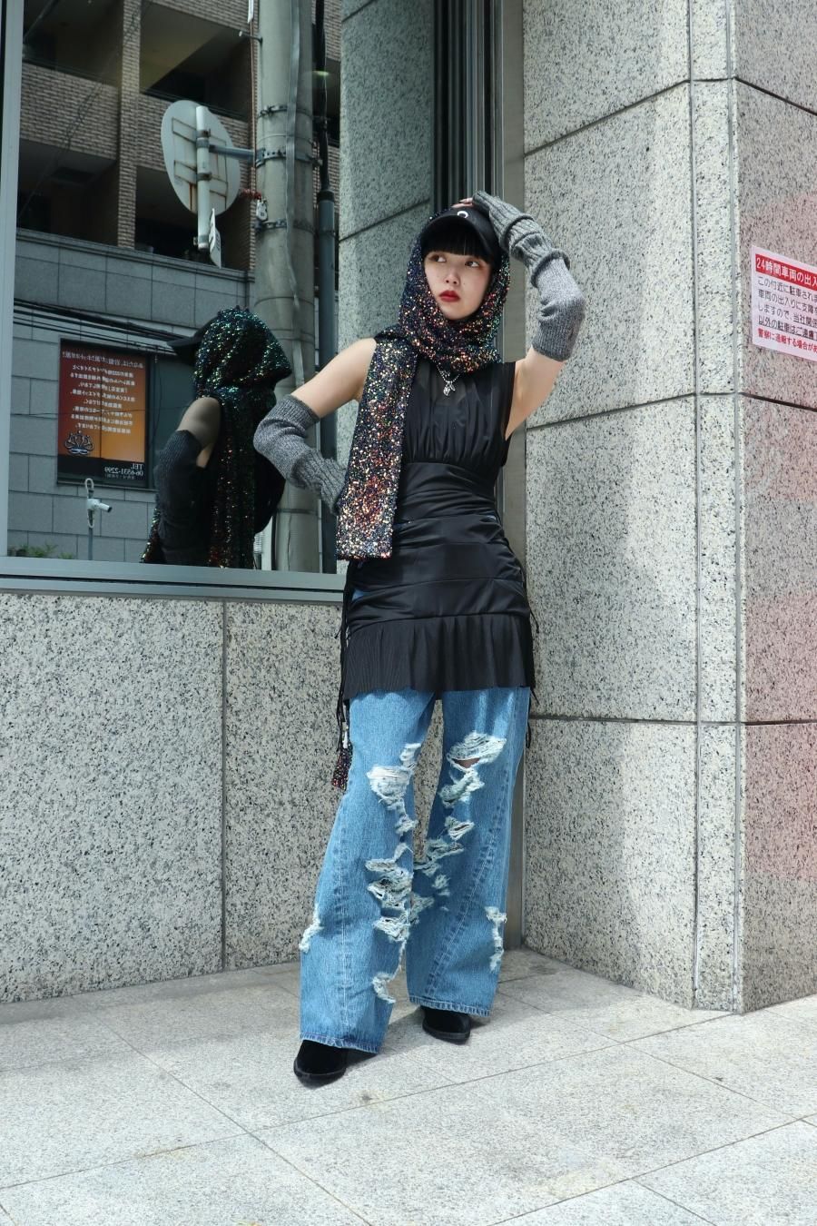 BELPER（ベルパー）のTWISTED DENIM PANTS INDIGO INDIGO（パンツ）の 