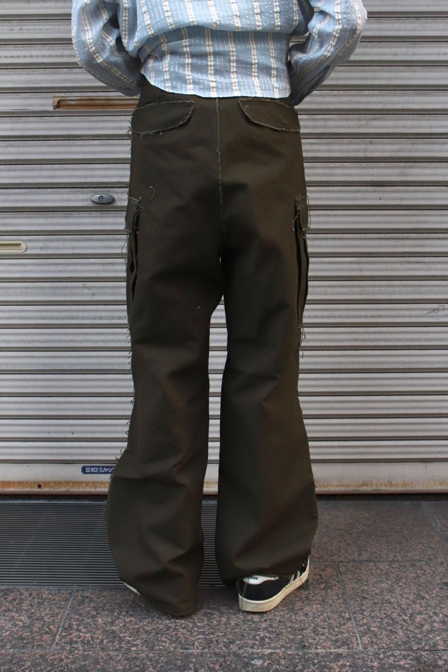 SUGARHILL（シュガーヒル）のRAW EDGE CANVAS CARGO PANTS DARK KHAKI 