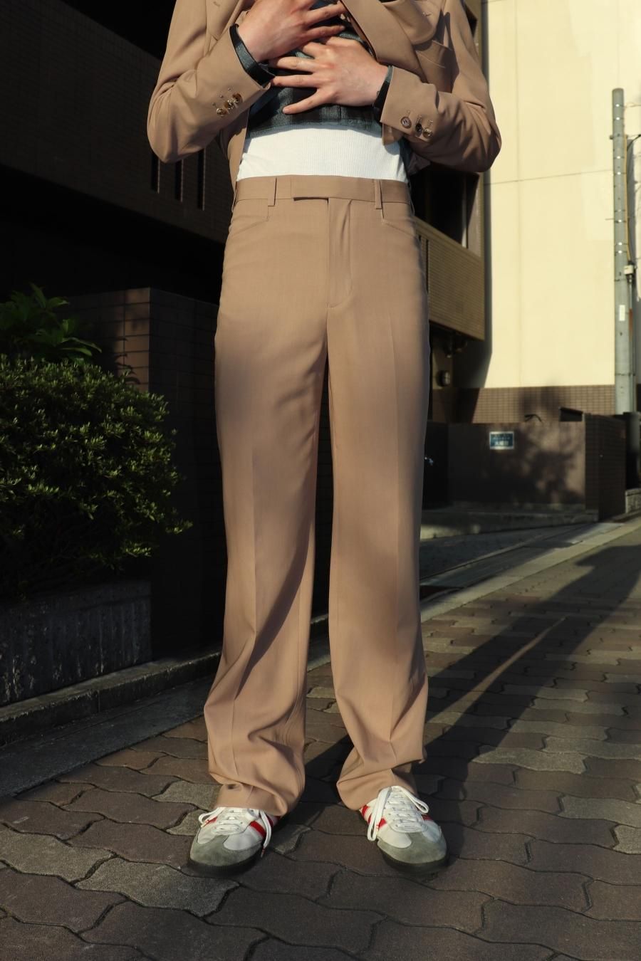 LITTLEBIG（リトルビッグ）のStraight Trousers Black or Beigeの通販