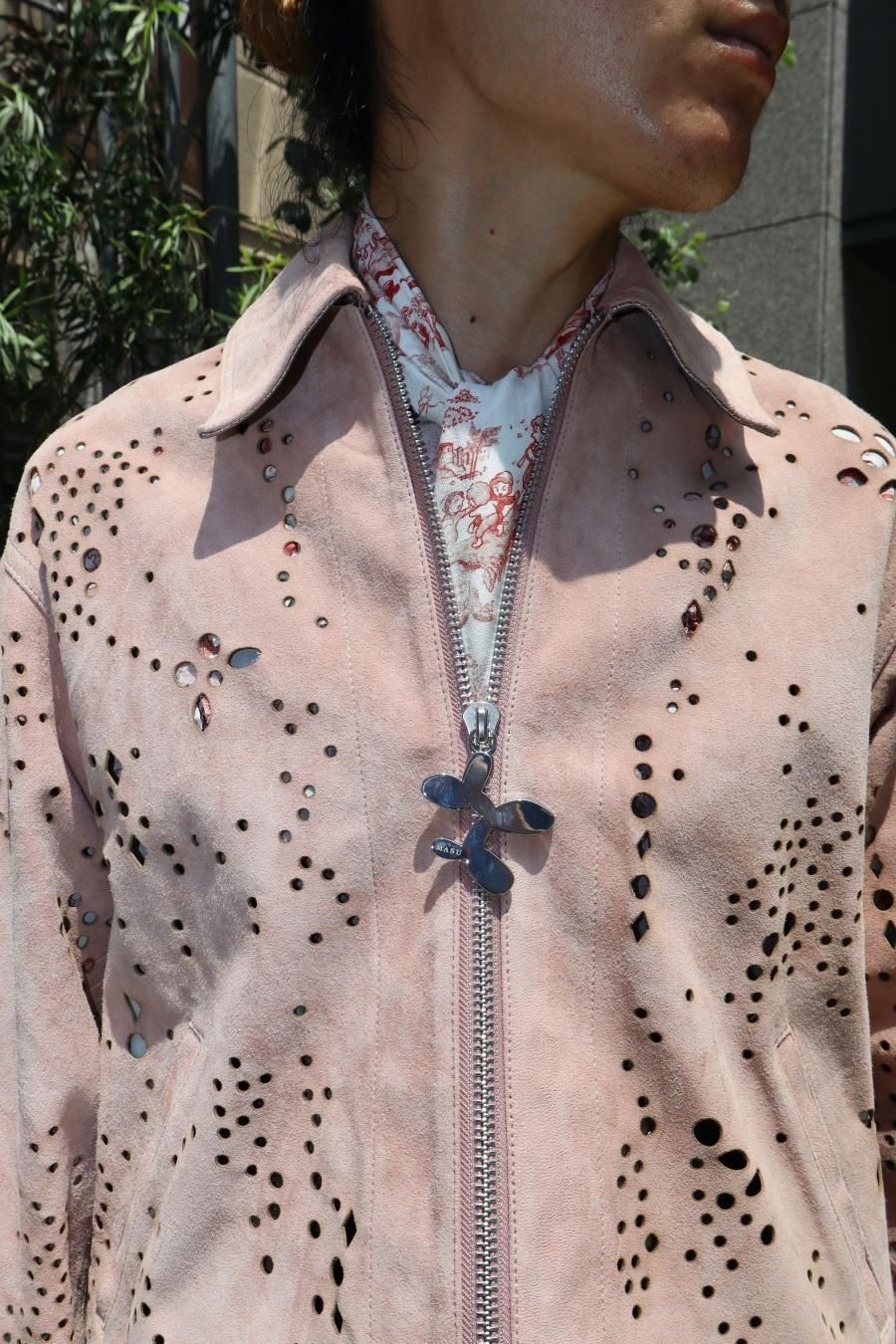MASU（エムエーエスユー）のGALAXY-CUT LEATHER JACKET SALMONの