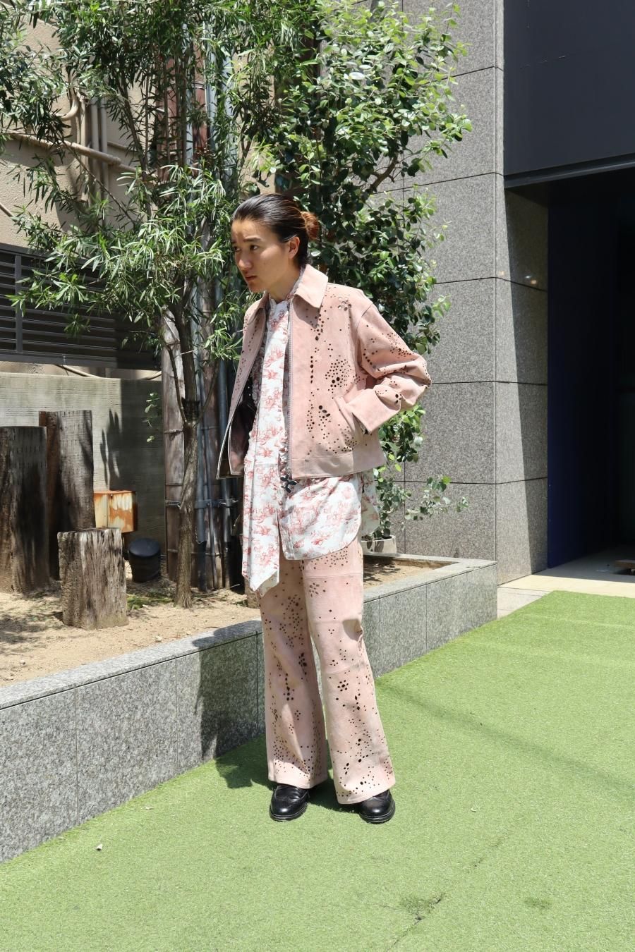 MASU（エムエーエスユー）のCOMIC TOILE DE JOUY FRILL SHIRTS