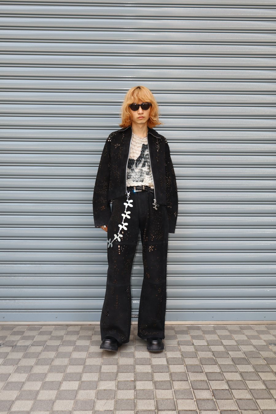 MASU（エムエーエスユー）のGALAXY-CUT LEATHER FLARE PANTS BLACKの通販サイト-大阪 堀江 PALETTE art  alive（パレットアートアライヴ）-