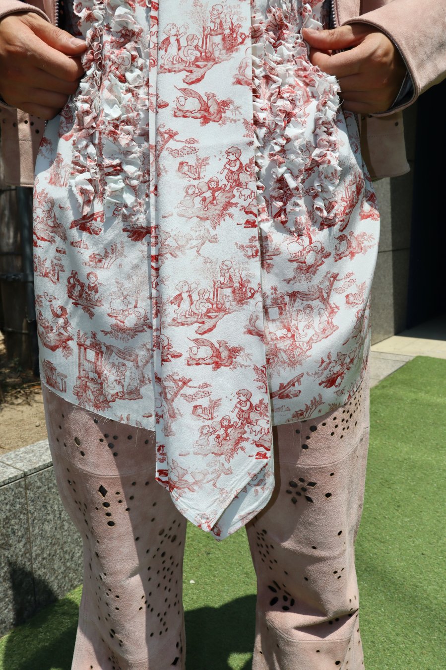 MASU（エムエーエスユー）のCOMIC TOILE DE JOUY ASCOT TIE REDの通販サイト-大阪 堀江 PALETTE art  alive（パレットアートアライヴ）-