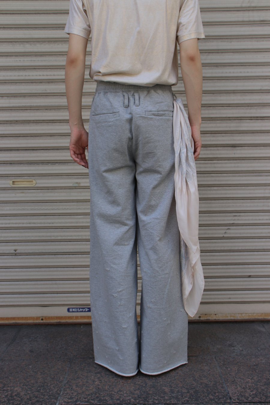 MASU（エムエーエスユー）のBAGGY SWEAT PANTS GRAYの通販サイト-大阪