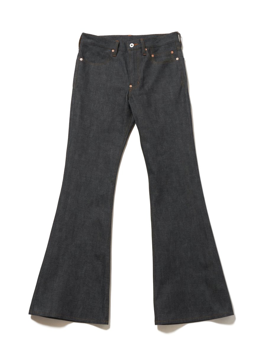 SUGARHILL  MODERN DENIM FLARED TROUSERS<img class='new_mark_img2' src='https://img.shop-pro.jp/img/new/icons15.gif' style='border:none;display:inline;margin:0px;padding:0px;width:auto;' />