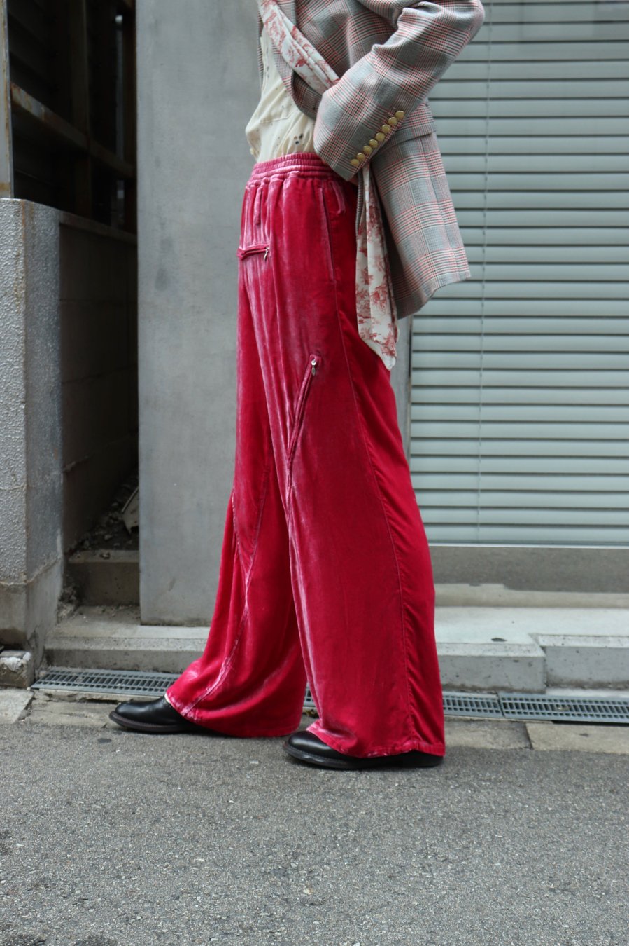 MASU（エムエーエスユー）のVELVET ZIPPER EASY PANTS PINKの通販 