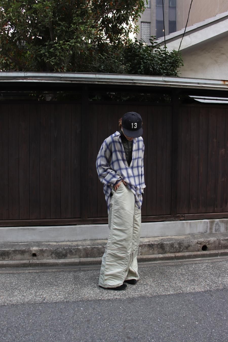 SUGARHILL（シュガーヒル）のNYLON PARASHUTE TROUSERS BLACKの