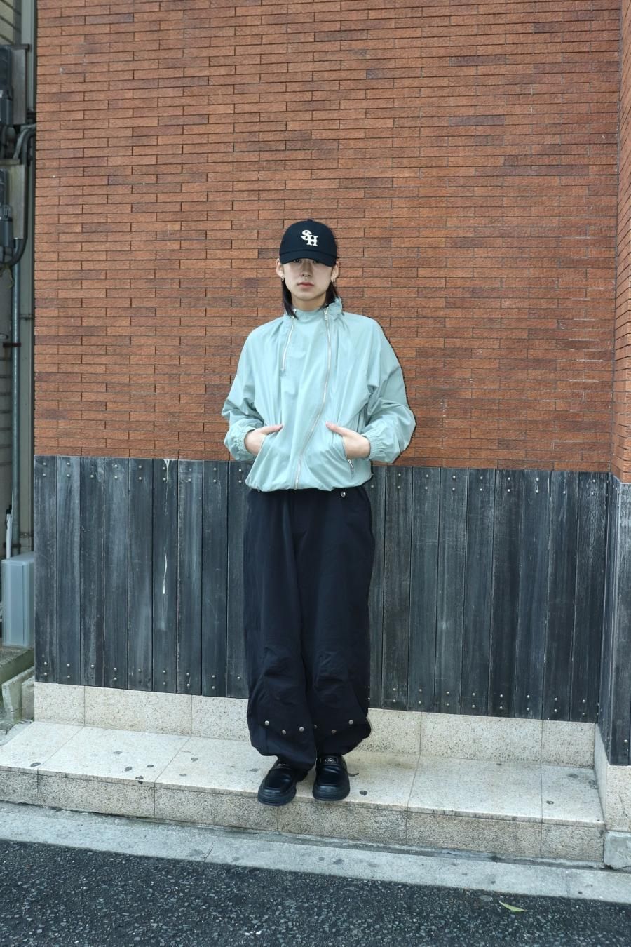 SUGARHILL(シュガーヒル)のNYLON ZIP HOODED JACKET BLACKの通販