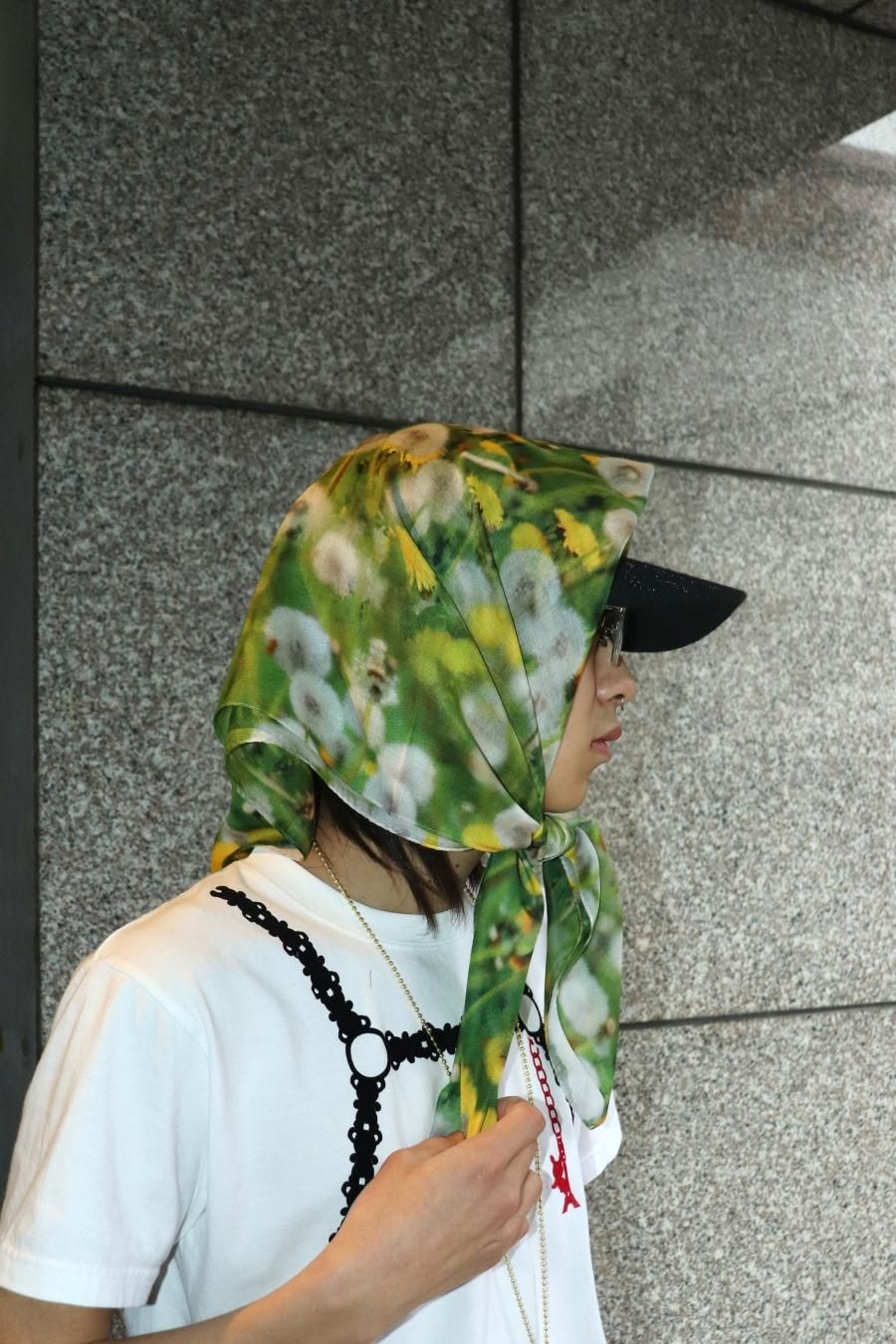 激安通販の MASU（エムエーエスユー）のPRINT SQUARE SCARF DANDELIONの通販 小物