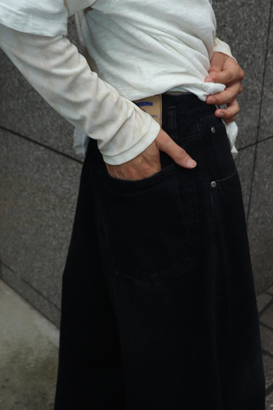 SHINYAKOZUKA(シンヤコズカ)のWASHED ORDINARY CITY LOOSE BLACK