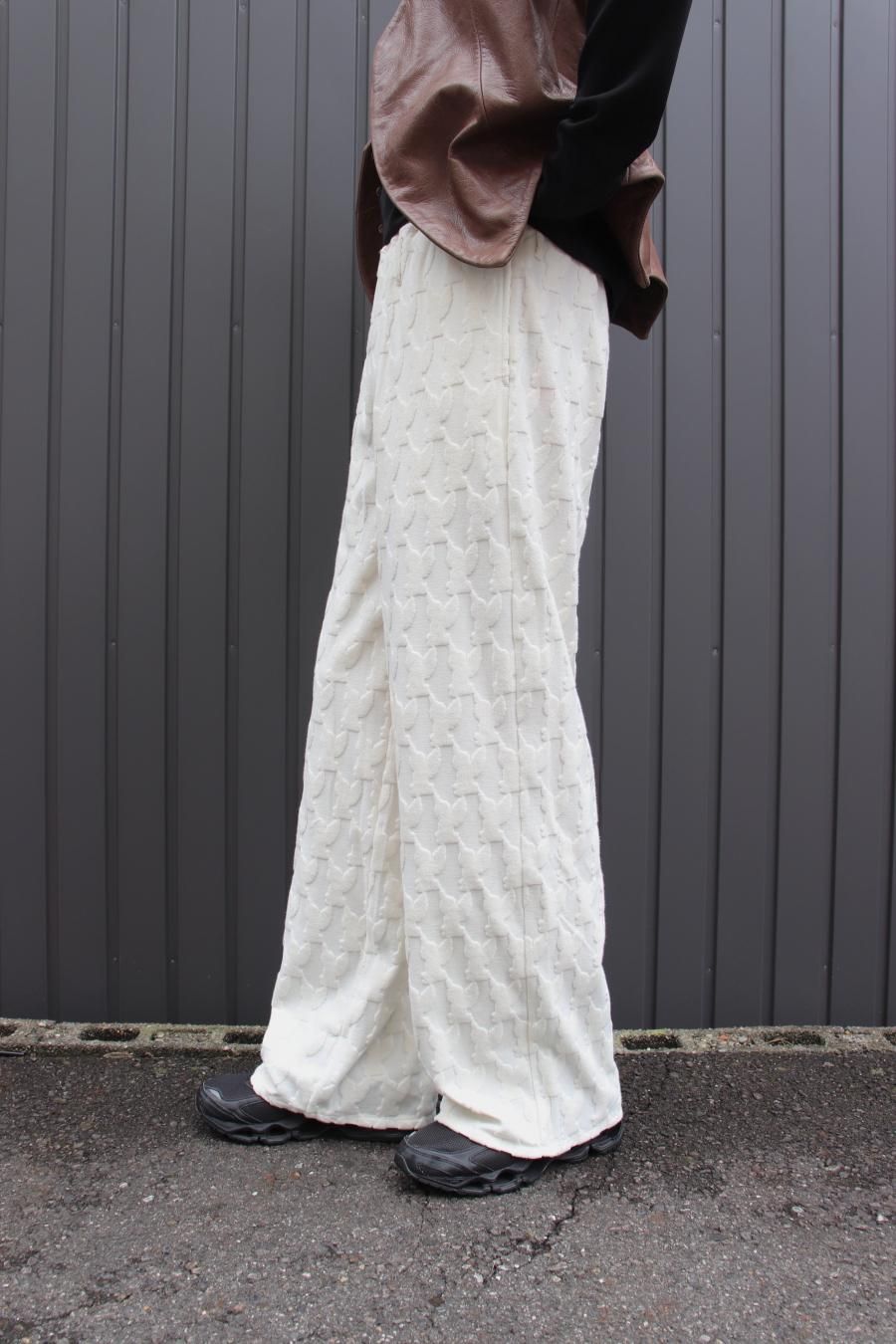 MASU(エムエーエスユー)のUNICORN WIDE SWEAT PANTS BLACKの通販