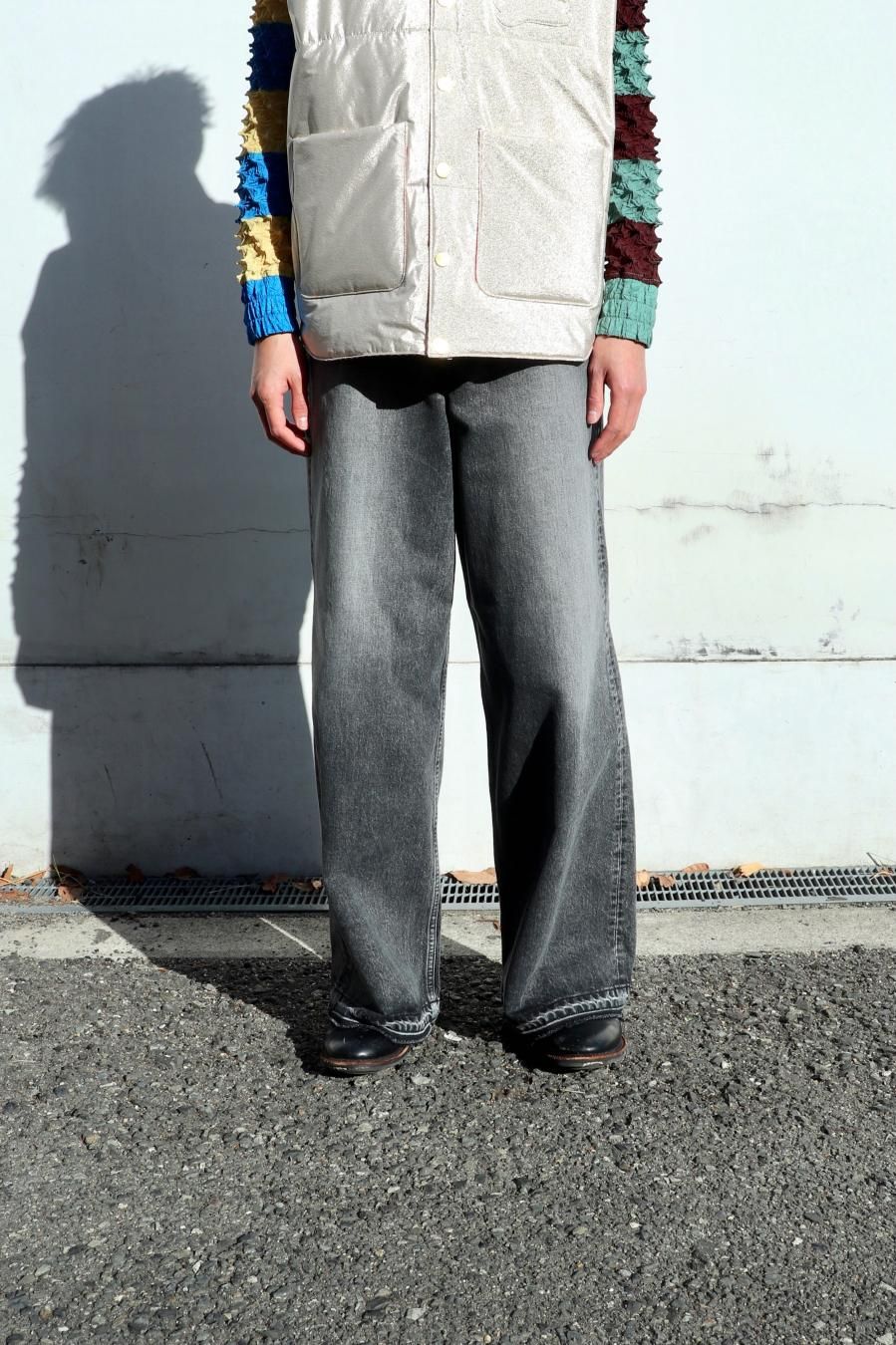 MASU（エムエーエスユー）の“MASU BOYS” BAGGY JEANS BLACKの