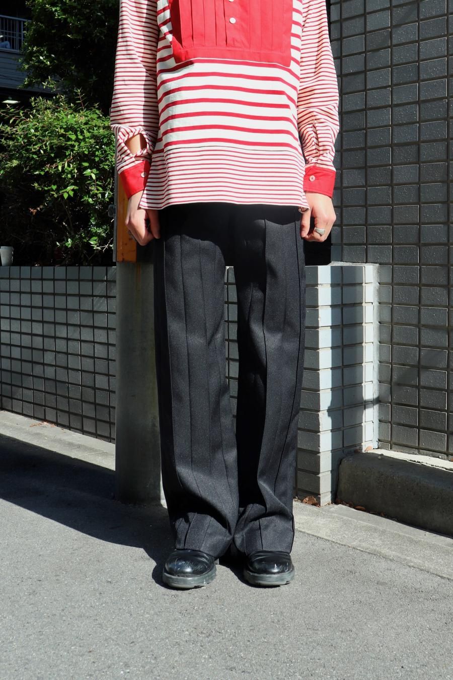 MASU（エムエーエスユー）のPLEATED PANTS BLACKの通販サイト