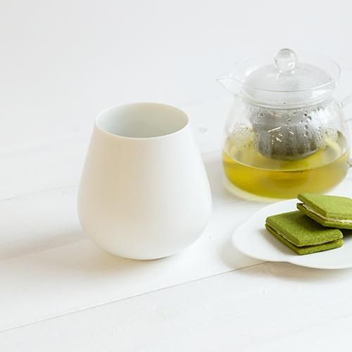 ワイングラスのようにお茶を楽しむ plump | 224porcelain