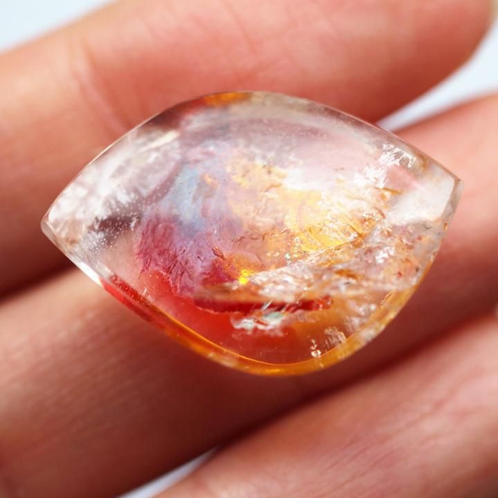 アイアンオキサイドinクォーツ Iron oxide in Quartz /ブラジル アイアンオキサイドinクォーツ Iron oxide in Quartz /ブラジル