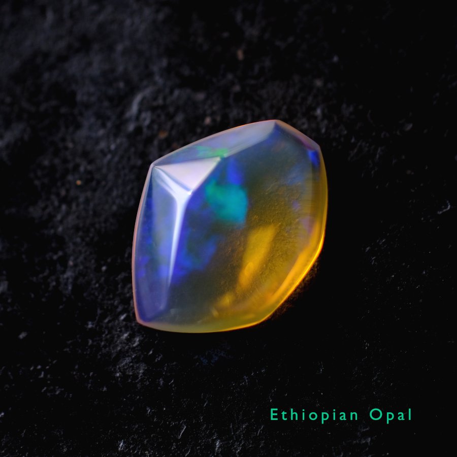 エチオピアオパール Ethiopia Opal／エチオピア産 - LIGHTNESS TREE /天然石・原石 ・クリスタルヒーリング・オンラインクリスタルショップ