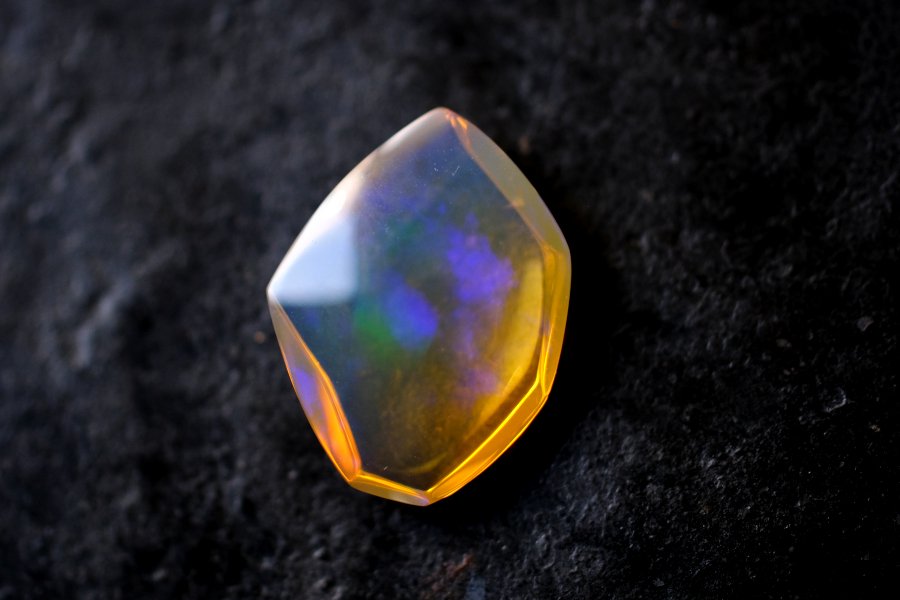 エチオピアオパール Ethiopia Opal／エチオピア産 - LIGHTNESS