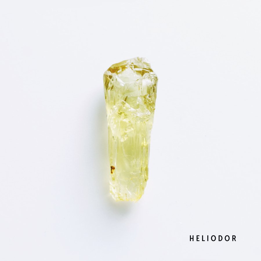 ヘリオドール Heliodor／ウクライナ産 - LIGHTNESS TREE /天然石・原石 