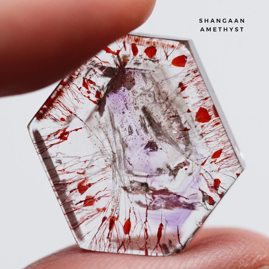 <img class='new_mark_img1' src='https://img.shop-pro.jp/img/new/icons22.gif' style='border:none;display:inline;margin:0px;padding:0px;width:auto;' />Shangaan Amethyst 󥬡󥢥᥸ 롼Chibulcu Zimbabwe