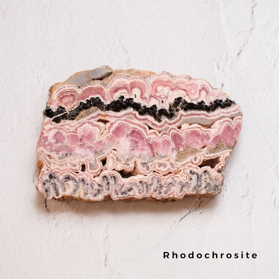 <img class='new_mark_img1' src='https://img.shop-pro.jp/img/new/icons8.gif' style='border:none;display:inline;margin:0px;padding:0px;width:auto;' />Rhodochrosite ɥȡCapillitas Mine Catamarca Argentina 를