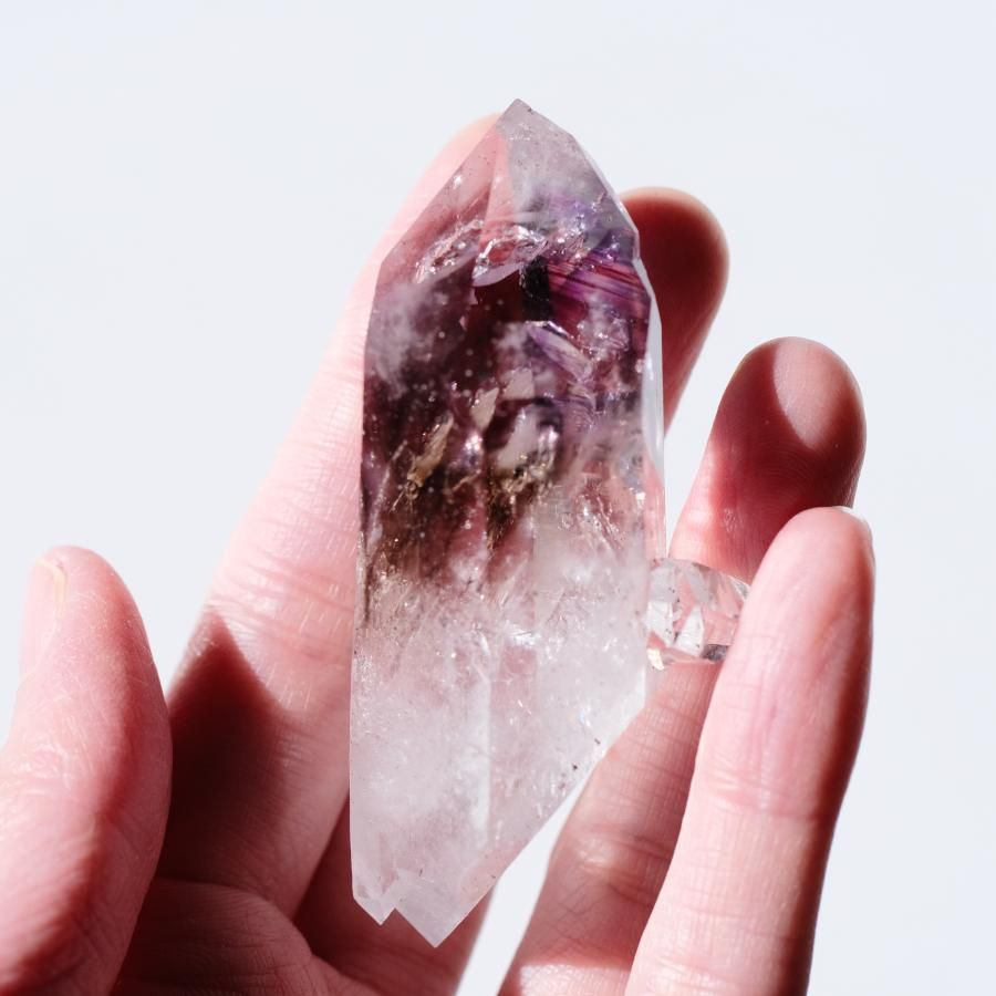 ナミビア Gobobmoseb産 アメシスト ナミビア Goboboseb産 アメシスト(水入り) 鉱物標本 ナミビア