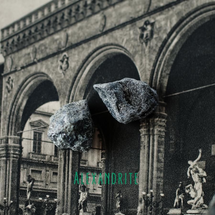 <img class='new_mark_img1' src='https://img.shop-pro.jp/img/new/icons8.gif' style='border:none;display:inline;margin:0px;padding:0px;width:auto;' />Melody's CollectionAlexandrite 쥭ɥ饤 Small pair 01ԥȥȻ
