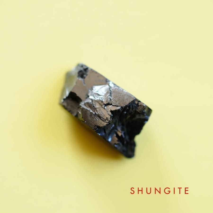 <img class='new_mark_img1' src='https://img.shop-pro.jp/img/new/icons8.gif' style='border:none;display:inline;margin:0px;padding:0px;width:auto;' />Shungite 󥬥 åȡꥢ¹ 14