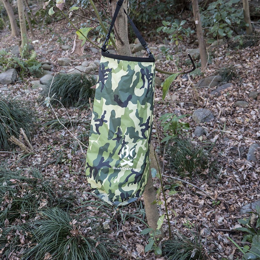 SALE／97%OFF】 Bush Craft ブッシュクラフト ドライバッグ 30L カモ 28888 discoversvg.com