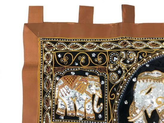 大判サイズ【アジアン雑貨】タイ王国 象のハンドメイドタペストリー 壁掛け 壁掛け スパンコール象のタペストリー - タイ・チェンマイより直接買付