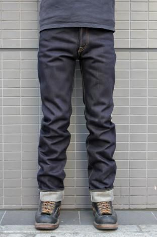 IRON HEART アイアンハート 25oz SELVEDGE DENIM SLIM STRAIGHT PANTS