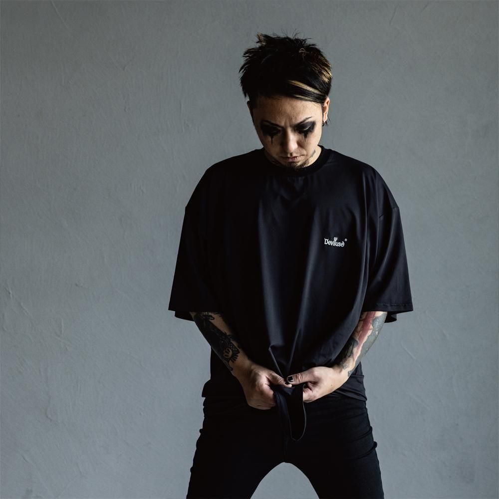 Small Logo Utility T-shirts(White) - Deviluse ONLINE STORE