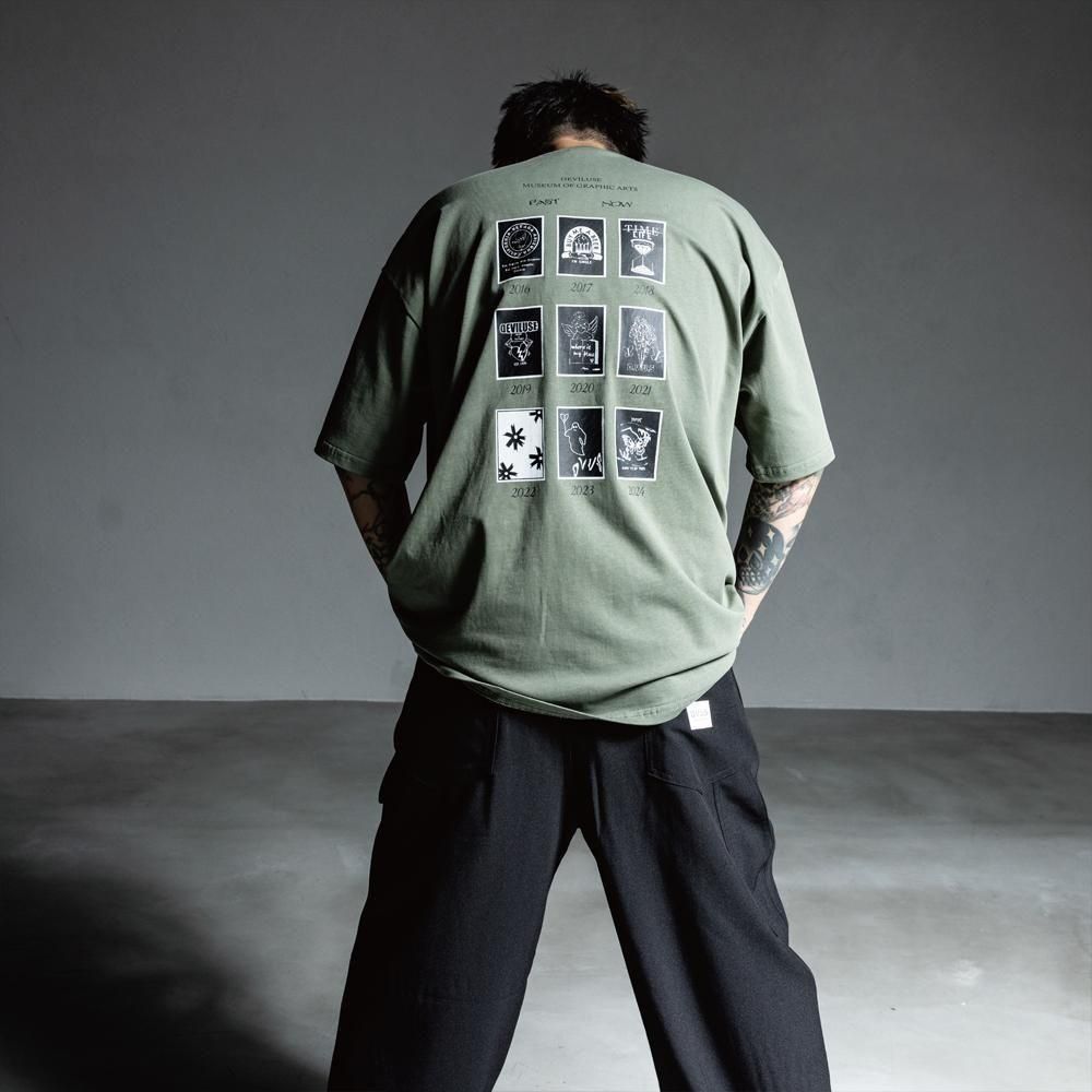 Museum T-shirts(Black) - Deviluse ONLINE STORE