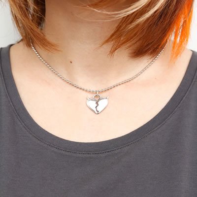 Heartaches Silver Pendant - Deviluse ONLINE STORE